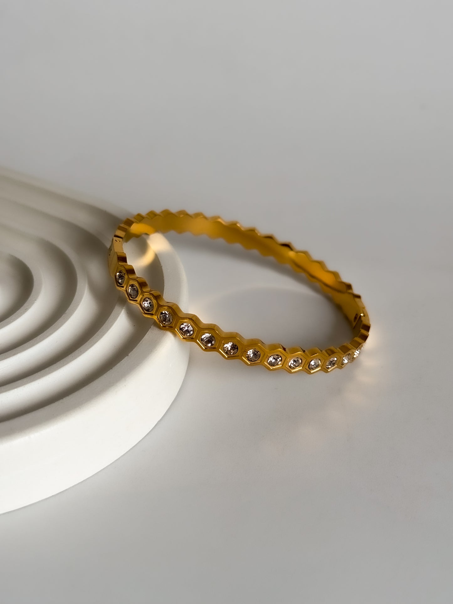 Hexora - 18K gold-plated bracelet from Smorsh